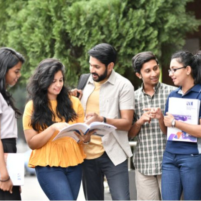 8 savings students can make in their first term